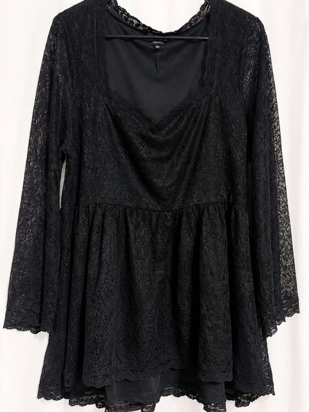 Torrid Black Floral Lace Babydoll Tunic Top Plus Size 2 2X Long Sleeve Stretch